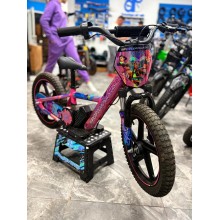 VINILO HOLOGRÁFICO BICICLETA ELECTRICA RFN K-POP ROSA TECNOLOGIA DEL VALLE