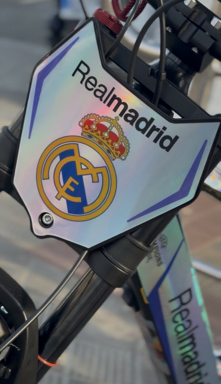 VINILO HOLOGRÁFICO BICICLETA RFN REAL MADRID